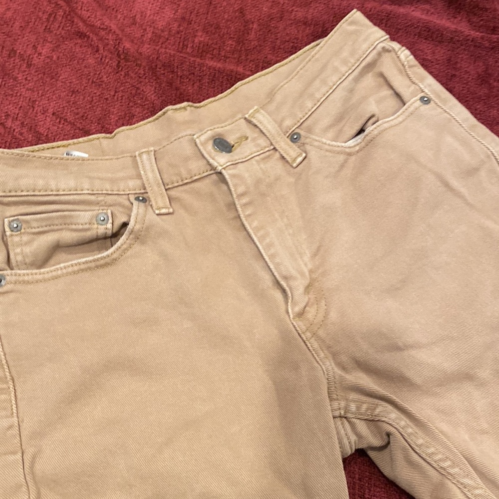 Levi jeans dark khaki color